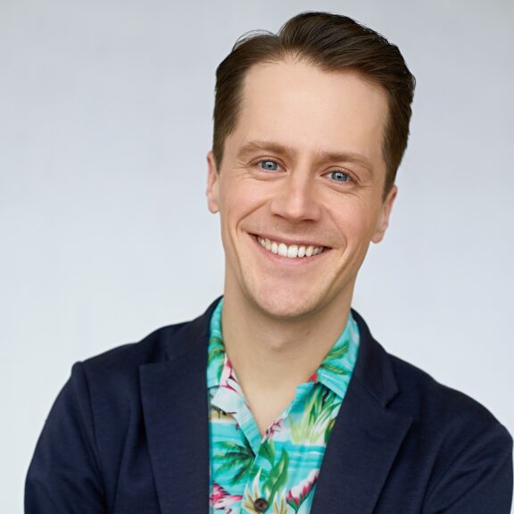 Olivier_Morin_(c)_Julie_Artacho_SQUARE